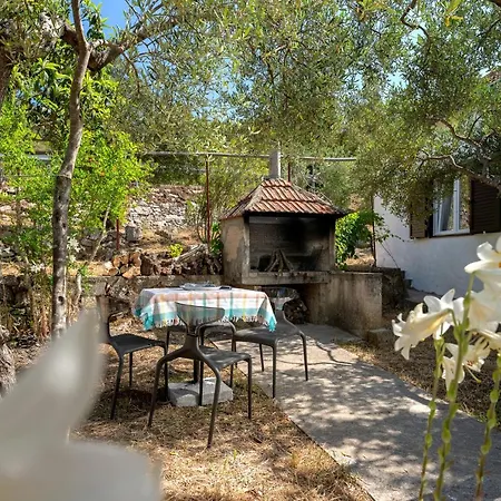 Sansevic 3* Stari Grad (Hvar)