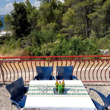 Sansevic 3* Stari Grad (Hvar)